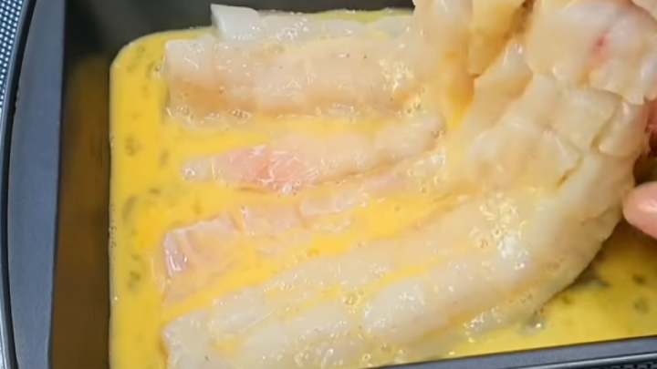 Від такої рибки неможливо відірватися. Просто, швидко, дуже смачно