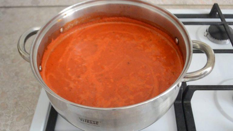 Густий томатний соус до спагеті на зиму: дуже смачний, ароматний