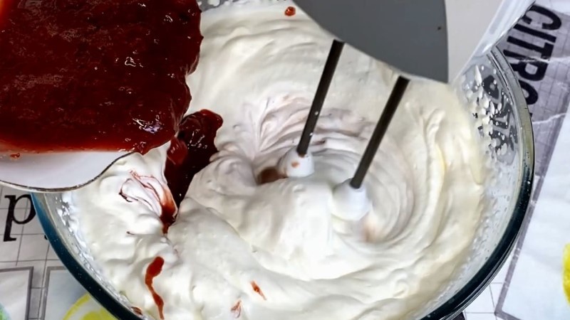 Домашнє морозиво з 2 інгредієнтів - без згущеного молока і яєць