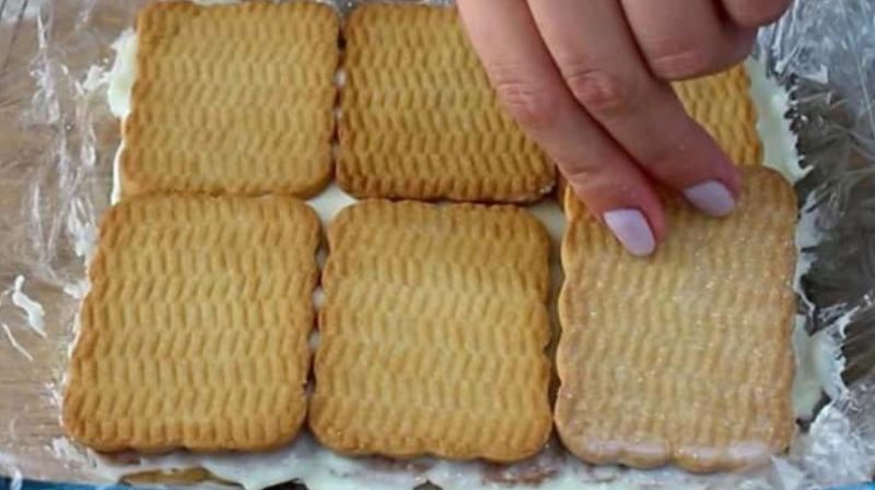 Ледачий торт без випічки - ніжний, повітряний і без міксера