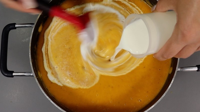 Щоосені готую гарбузовий суп - зовсім нескладно, а смачно і корисно