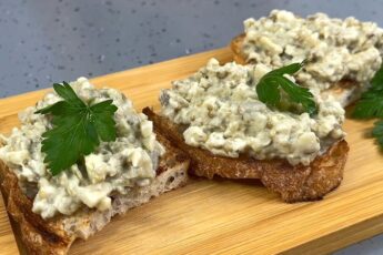 Універсальна намазка з баклажанів