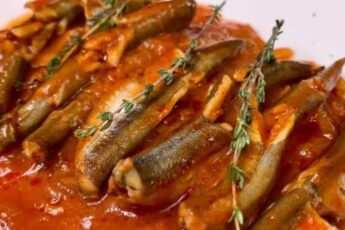 Приготування мойви у соусі