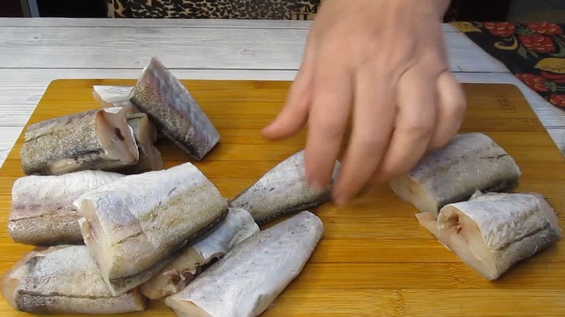 Приготування риби минтай у соусі