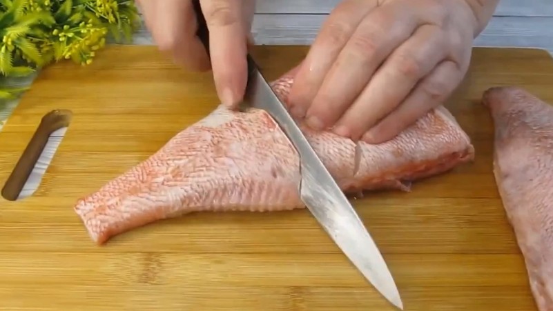 Готуємо рибний делікатес. Смачніше не буває, вечеря на сковороді